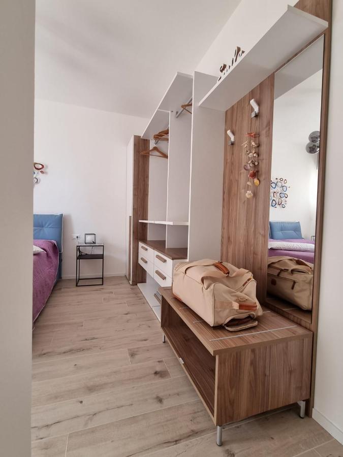 Sea View Apartment With Swimming Pool Лидо-ди-Езоло Экстерьер фото